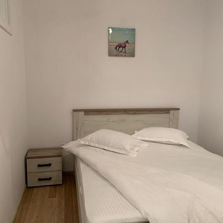 סיביו Sunrise Apartment מראה חיצוני תמונה